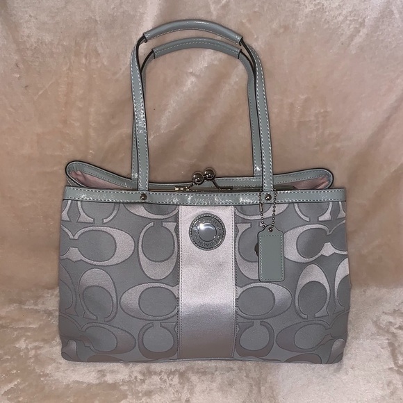 Coach Handbags - Coach Signature Stripe Outline Framed Kisslock Bag